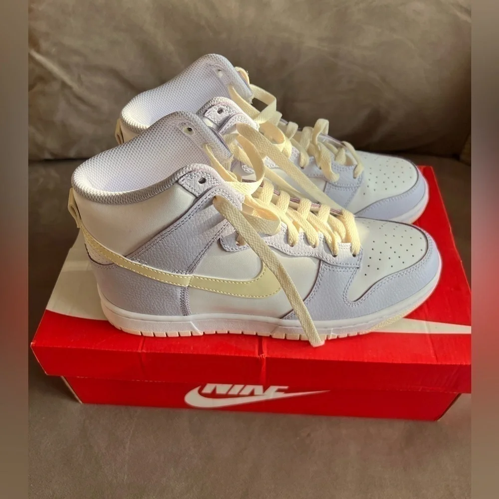 NIKE DUNK HIGH